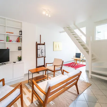 Charmante Rijwoning Brugia